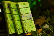 Load image into Gallery viewer, Bogeyman Wax Melt Snapbar (Lime & Mandarin Scent)
