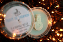 Load image into Gallery viewer, Frosty Snowman Wax Melt (Frankincense & Myrrh Scent)