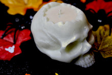 Load image into Gallery viewer, Skull Candle & Wax Melt 2 in one!