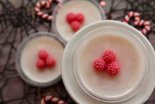 Load image into Gallery viewer, Sweetie Pie Wax Melt (Berry Scent)