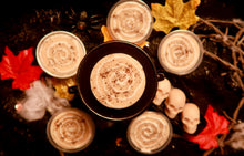 Load image into Gallery viewer, Sugar Daddy Wax Melt (Caramel Scent) Soy Wax in a 45g Pot or 20g Skulls.