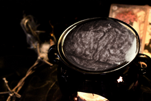 Load image into Gallery viewer, Spooky Stories Wax Melt (Kinder Bueno Scent) Soy Wax in a 45g Pot or 20g Skulls.