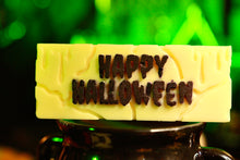 Load image into Gallery viewer, Happy Halloween Wax Melt Snapbar (Lemon Scent)
