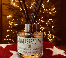 Load image into Gallery viewer, Gingerbread Christmas Reed Diffuser.
