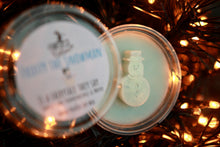 Load image into Gallery viewer, Frosty Snowman Wax Melt (Frankincense &amp; Myrrh Scent)
