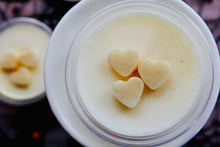 Load image into Gallery viewer, One In A Million Wax Melt (Lady Million Inspired Scent) Soy Wax in a 45g Pot.

