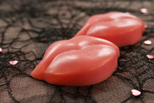 Load image into Gallery viewer, 2 Pink Kiss Wax Melts (Perfume Scent)
