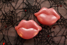 Load image into Gallery viewer, 2 Pink Kiss Wax Melts (Perfume Scent)
