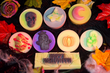 Load image into Gallery viewer, Wicked Wixx Spookmas Wax Melt Bundle (Worth £25)
